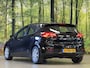 Kia Ceed cee'd 1.6 CRDi Business Pack | Camera | Navigatie | Parkeersensoren | Cruise Control | Airconditioning | Led | Isofix | Bluetooth | 15" Lichtmetaal |