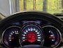 Kia Ceed cee'd 1.6 CRDi Business Pack | Camera | Navigatie | Parkeersensoren | Cruise Control | Airconditioning | Led | Isofix | Bluetooth | 15" Lichtmetaal |