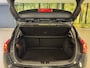 Kia Ceed cee'd 1.6 CRDi Business Pack | Camera | Navigatie | Parkeersensoren | Cruise Control | Airconditioning | Led | Isofix | Bluetooth | 15" Lichtmetaal |