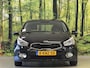 Kia Ceed cee'd 1.6 CRDi Business Pack | Camera | Navigatie | Parkeersensoren | Cruise Control | Airconditioning | Led | Isofix | Bluetooth | 15" Lichtmetaal |