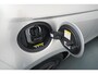Fiat 500 118pk Giorgio Armani Edition 42 kWh Van €40.490.- Voor €39.490.-| Parkeer Camera | Adapt. Cruise | Keyless | Panoramadak | Stoelverwarming