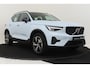 Volvo XC40 B4 (M-HYBRID) PLUS DARK -CAMERA|ADAP.CRUISE|VERW.VOORRUIT|TREKHAAK|HARMAN/KARDON