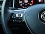 Volkswagen Golf 1.0 TSI Highline | 115PK | Navigatie | Parkeersensoren | Spiegel pakket | Dab+ | Digitaal dashboard