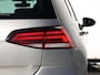 Volkswagen Golf 1.0 TSI Highline | 115PK | Navigatie | Parkeersensoren | Spiegel pakket | Dab+ | Digitaal dashboard