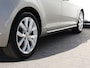 Volkswagen Golf 1.0 TSI Highline | 115PK | Navigatie | Parkeersensoren | Spiegel pakket | Dab+ | Digitaal dashboard