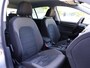 Volkswagen Golf 1.0 TSI Highline | 115PK | Navigatie | Parkeersensoren | Spiegel pakket | Dab+ | Digitaal dashboard