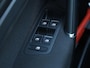 Volkswagen Golf 1.0 TSI Highline | 115PK | Navigatie | Parkeersensoren | Spiegel pakket | Dab+ | Digitaal dashboard
