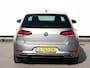 Volkswagen Golf 1.0 TSI Highline | 115PK | Navigatie | Parkeersensoren | Spiegel pakket | Dab+ | Digitaal dashboard