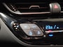 Toyota C-HR 1.8 Hybrid STYLE 4S-BANDEN JBL-AUDIO BLIND SPOT STOELVERW PARK-SENSOREN NAVI KEYLESS 18'' LM-VELGEN AD-CRUISE CLIMA CAMERA BLUETOOTH NL-AUTO