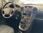 Kia Carens 2.0 CVVT X-ecutive | Parkeersensor achter | Elektrische ramen voor en achter | buitenspiegels elektrisch verstelbaar | ( Vestiging - Nieuwegein )