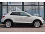 Volkswagen T-Roc 1.0 TSI Life Edition | Cruise Control | Achteruitrijcamera | AppleCarplay/Android Auto |