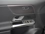 Mercedes-Benz EQA 250 Luxury Business Solution 67 kWh Accu | Sfeerverlichting | Achteruitrij Camera | Stoelverwarming Voor | Dodehoekassistent | Parkeersensoren Voor + Achter