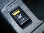 Nissan Qashqai 1.2 Tekna | Stoelverwarming | 19 inch | Rondom camera | Panoramadak | Keyless entry en start | Lederen bekleding | Parkeersensoren voor en achter | Climate control | Cruise control
