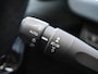Peugeot 2008 1.2 PureTech GT-line | Navigatie | Panoramadak | 17 inch lichtmetalen velgen | Achteruitrijcamera | Parkeersensoren achter | Cruise control | Climate control | Apple carplay/Android auto