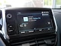 Peugeot 2008 1.2 PureTech GT-line | Navigatie | Panoramadak | 17 inch lichtmetalen velgen | Achteruitrijcamera | Parkeersensoren achter | Cruise control | Climate control | Apple carplay/Android auto