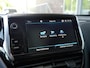 Peugeot 2008 1.2 PureTech GT-line | Navigatie | Panoramadak | 17 inch lichtmetalen velgen | Achteruitrijcamera | Parkeersensoren achter | Cruise control | Climate control | Apple carplay/Android auto