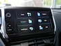 Peugeot 2008 1.2 PureTech GT-line | Navigatie | Panoramadak | 17 inch lichtmetalen velgen | Achteruitrijcamera | Parkeersensoren achter | Cruise control | Climate control | Apple carplay/Android auto