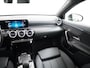 Mercedes-Benz A-klasse 180 Luxury Business Solution | Trekhaak Wegklapbaar | Stoelverwarming Voor | Sfeerverlichting | Augmented Reality | Camera Achter