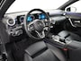 Mercedes-Benz A-klasse 180 Luxury Business Solution | Trekhaak Wegklapbaar | Stoelverwarming Voor | Sfeerverlichting | Augmented Reality | Camera Achter