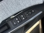 Peugeot 5008 1.2 Hybrid 145 Allure | 360 Parkeercamera/-sensoren | Adaptieve Cruise Control | Navigatie | Draadloze telefoonlader | Climate Control | Stuurverwarming | Draadloze Apple Carplay/Android Auto | Full LED | LM velgen |