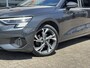 Audi A3 Limousine 35 TFSI edition one / Apple Carplay/ Android Auto / BTW / Digital Cockpit / Keyless / Camera / Stoelverwarming /