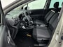 Citroën C3 Aircross SUV Shine 110 pk Automaat | Navigatie | Achteruitrijcamera | Parkeersensoren Voor en Achter | LED Dagrijverlichting | Lederen Stuurwiel | Dodehoek Detectie | Climate Control | Cruise Control | 17" Lichtmetalen Velgen | Apple Carplay/Android Auto |