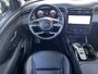 Hyundai Tucson 1.6 T-GDI HEV 230 Premium Sky Automaat / Goed onderhouden / Leder / Stuur-, stoel- en achterbankverwarming / Stoelventilatie / Navigatie / Apple Carplay Android / Winterbanden incl. /
