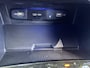 Hyundai Tucson 1.6 T-GDI HEV 230 Premium Sky Automaat / Goed onderhouden / Leder / Stuur-, stoel- en achterbankverwarming / Stoelventilatie / Navigatie / Apple Carplay Android / Winterbanden incl. /