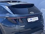 Hyundai Tucson 1.6 T-GDI HEV 230 Premium Sky Automaat / Goed onderhouden / Leder / Stuur-, stoel- en achterbankverwarming / Stoelventilatie / Navigatie / Apple Carplay Android / Winterbanden incl. /