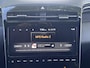 Hyundai Tucson 1.6 T-GDI HEV 230 Premium Sky Automaat / Goed onderhouden / Leder / Stuur-, stoel- en achterbankverwarming / Stoelventilatie / Navigatie / Apple Carplay Android / Winterbanden incl. /