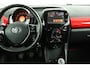 Toyota Aygo 1.0 VVT-i x-play | Airco | Achteruitrijcamera | Lichtmetalen velgen | Bluetooth |