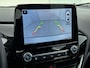 Ford Fiesta Titanium 100 pk | Navigatie | Achteruitrijcamera | Parkeersensoren Voor en Achter | Sportstoelen | LED Dagrijverlichting | Lederen Stuurwiel en Versnellingspook | Climate Control | Adaptieve Cruise Control | 16" Lichtmetalen Velgen | Apple Carplay/Android Auto |
