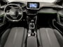 Peugeot 208 1.2 PureTech GT Sport (VIRTUAL COCKPIT, APPLE CARPLAY, GROOT NAVI, 360 CAMERA, LEDER, SPORTSTOELEN, ZWART HEMEL, LM VELGEN, CRUISE, GETINT GLAS, NIEUWSTAAT)
