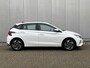 Hyundai i20 1.0 T-GDI 100PK Automaat Comfort | Parkeercamera | Navigatie via App