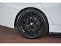 BMW 3-Serie 330e M Sport | Navigatie | Carplay | Sportstoelen | Camera | Sterrenhemel | Stoelverwarming | Uitstraling!! |