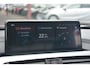 BMW 3-Serie 330e M Sport | Navigatie | Carplay | Sportstoelen | Camera | Sterrenhemel | Stoelverwarming | Uitstraling!! |