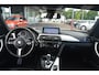 BMW 3-Serie 330e M Sport | Navigatie | Carplay | Sportstoelen | Camera | Sterrenhemel | Stoelverwarming | Uitstraling!! |