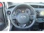 Toyota Yaris 1.5 VVT-i Dynamic pano, two-tone, boekjes,als nieuw! 16 inch velgen, camera, cruisecontrol, enz.. zie foto's 12 MND. GARANTIE