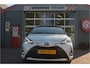 Toyota Yaris 1.5 VVT-i Dynamic pano, two-tone, boekjes,als nieuw! 16 inch velgen, camera, cruisecontrol, enz.. zie foto's 12 MND. GARANTIE