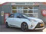 Toyota Yaris 1.5 VVT-i Dynamic 12 mnd. gar. pano, two-tone, boekjes,als nieuw! 16 inch velgen, camera, cruisecontrol, enz.. zie foto's 12 MND. GARANTIE