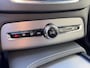 Volvo XC90 2.0 T8 Recharge AWD Business Pro Automaat 7 Persoons | navigatiesysteem full map + hard disk | spraakbediening | | Keyless start | alarm klasse 3  | LED Verlichting  | Digitaal Dashboard |  19"LM-Velgen | elektrisch bedienbare achterklep met sensorsturing