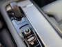 Volvo XC90 2.0 T8 Recharge AWD Business Pro Automaat 7 Persoons | navigatiesysteem full map + hard disk | spraakbediening | | Keyless start | alarm klasse 3  | LED Verlichting  | Digitaal Dashboard |  19"LM-Velgen | elektrisch bedienbare achterklep met sensorsturing