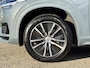 Volvo XC90 2.0 T8 Recharge AWD Business Pro Automaat 7 Persoons | navigatiesysteem full map + hard disk | spraakbediening | | Keyless start | alarm klasse 3  | LED Verlichting  | Digitaal Dashboard |  19"LM-Velgen | elektrisch bedienbare achterklep met sensorsturing