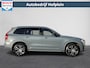 Volvo XC90 2.0 T8 Recharge AWD Business Pro Automaat 7 Persoons | navigatiesysteem full map + hard disk | spraakbediening | | Keyless start | alarm klasse 3  | LED Verlichting  | Digitaal Dashboard |  19"LM-Velgen | elektrisch bedienbare achterklep met sensorsturing