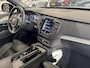 Volvo XC90 2.0 T8 Recharge AWD Business Pro Automaat 7 Persoons | navigatiesysteem full map + hard disk | spraakbediening | | Keyless start | alarm klasse 3  | LED Verlichting  | Digitaal Dashboard |  19"LM-Velgen | elektrisch bedienbare achterklep met sensorsturing