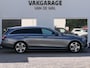 Mercedes-Benz E-klasse Estate 200 4MATIC Premium | Luchtvering | Achteruitrijcamera | Navigatie | Full-LED | Sfeerverlichting | Dodehoek detectie | Stoelverwarming | Elektrische achterklep
