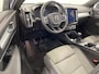 Volvo XC40 1.5 T2 Business Pro | Blis | Adaptieve cruise controle | Panorama dak | Zitting verlengers |