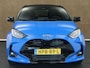 Toyota Yaris 1.5 Hybrid 130 Launch Edition - ORIGINEEL NEDERLANDSE AUTO - NAVIGATIE - PANORAMADAK - 17 INCH LICHT METALEN VELGEN - HEAD UP DISPLAY - JBL AUDIO - TWO TONE LAK - STOELEN/ STUUR VERWARMD