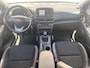 Hyundai Kona 1.0T Essence / Trekhaak / Sidesteps / Achteruitrijcamera / Krell-audio / Plus pack / Navigatie / Climate control / Cruise control /