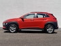 Hyundai Kona 1.0T Essence / Trekhaak / Sidesteps / Achteruitrijcamera / Krell-audio / Plus pack / Navigatie / Climate control / Cruise control /